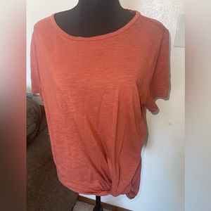 Maurice’s tie bottom tee 0X